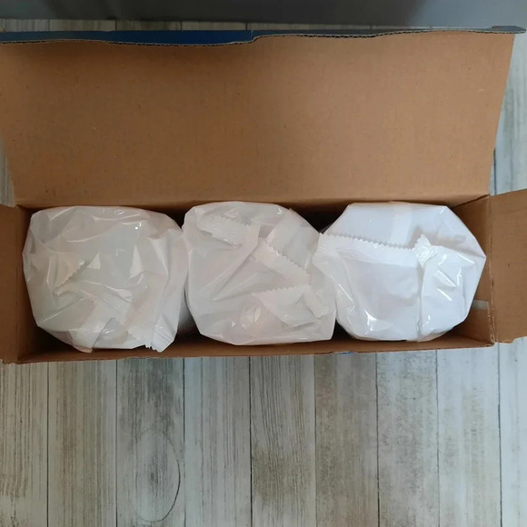 Aqua Bliss Water Filtration Pitcher with 3 New Unopened Replacment Filters - Picture 6 of 11